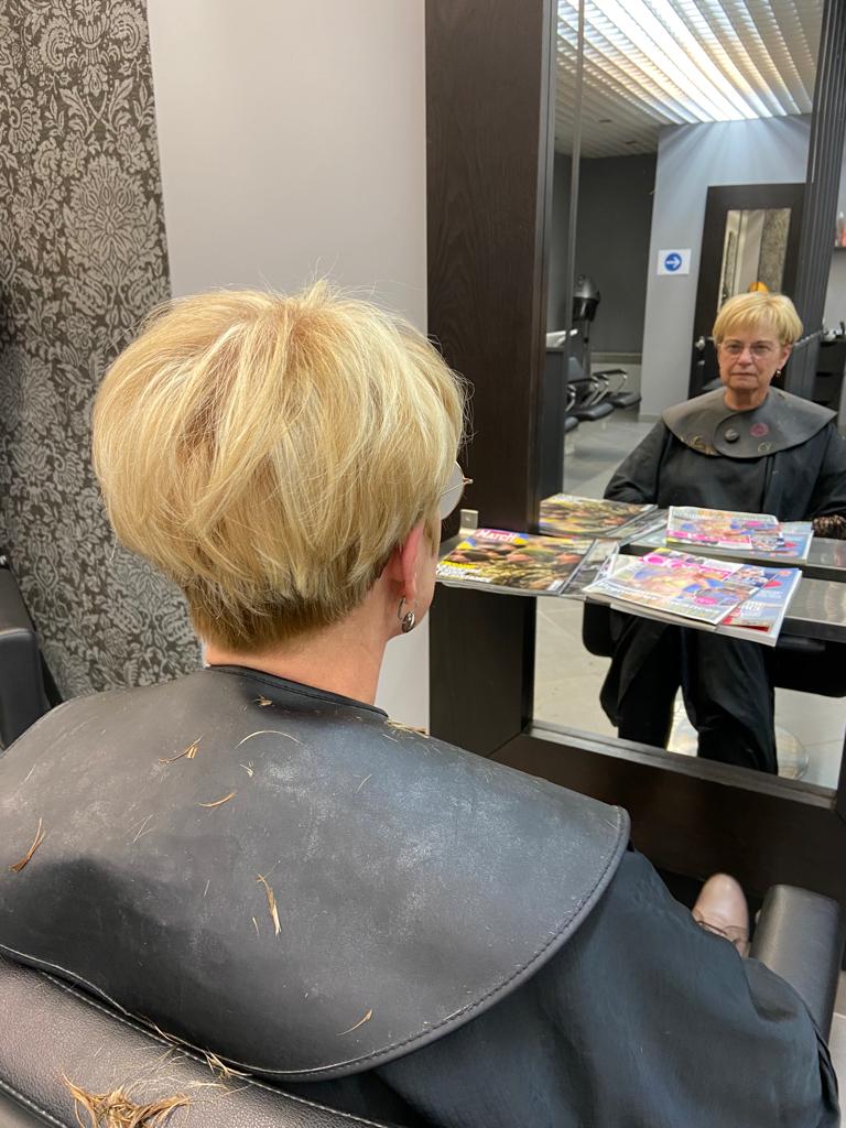 COIFFURE SOFAN Coiffeuse Saint Pair Sur Mer Coupe Femme 3